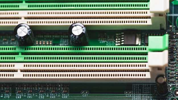 Обновление BIOS для улучшения поддержки UEFI
